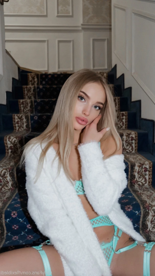 Diana 🇺🇦 [ little_flexi_di ] Onlyfans leaked photo 15973370 on Hotleaks.tv