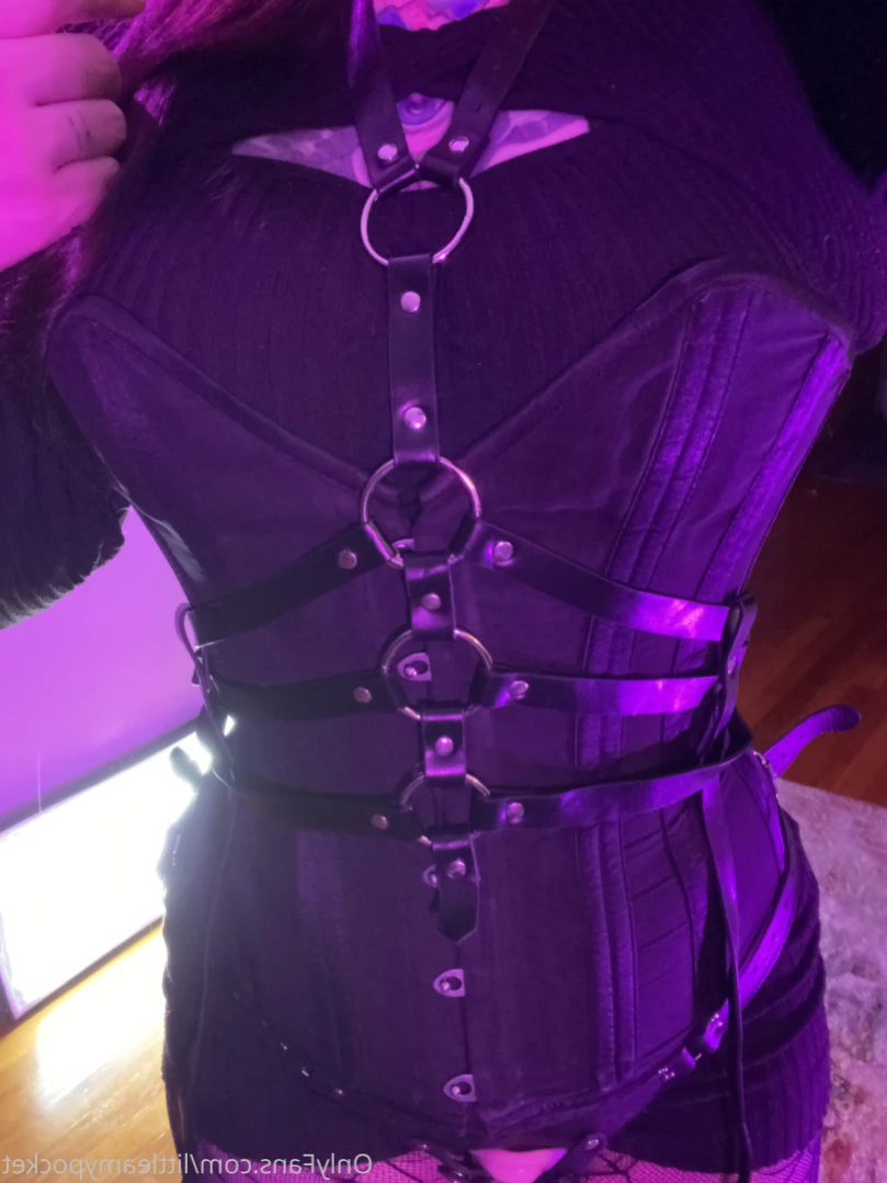 Amy Pocket [ littleamypocket ] Onlyfans leaked photo 13090815 on Hotleaks.tv