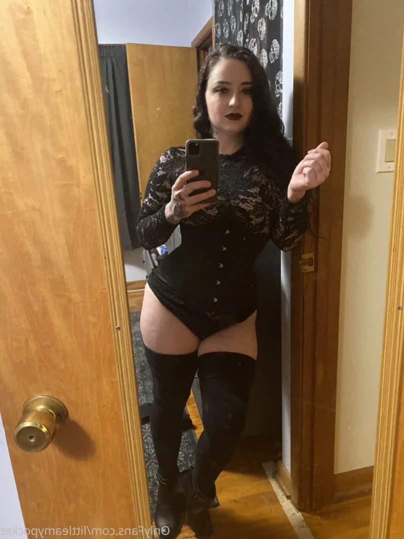 Amy Pocket [ littleamypocket ] Onlyfans leaked photo 14816679 on Hotleaks.tv