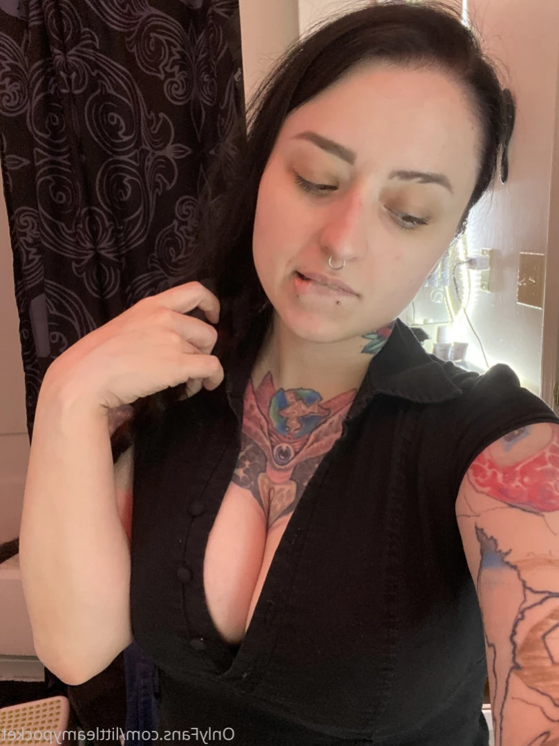 Amy Pocket [ littleamypocket ] Onlyfans leaked photo 14827748 on Hotleaks.tv