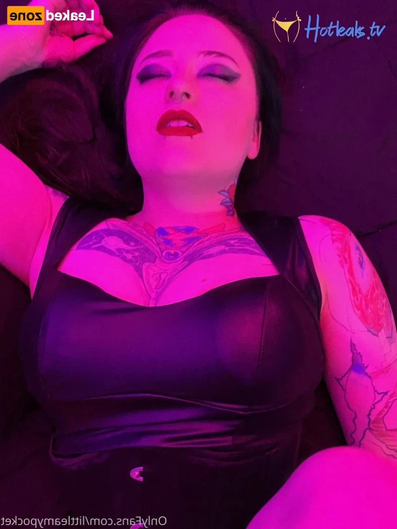 Amy Pocket [ littleamypocket ] Onlyfans leaked photo 15019305 on Hotleaks.tv