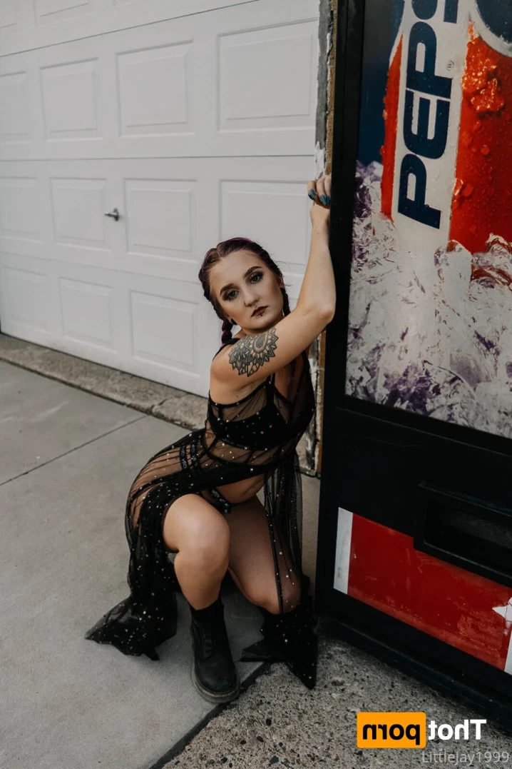 Alyxxx [ alyxxxgoth ] Onlyfans leaked photo 11660992 on Hotleaks.tv