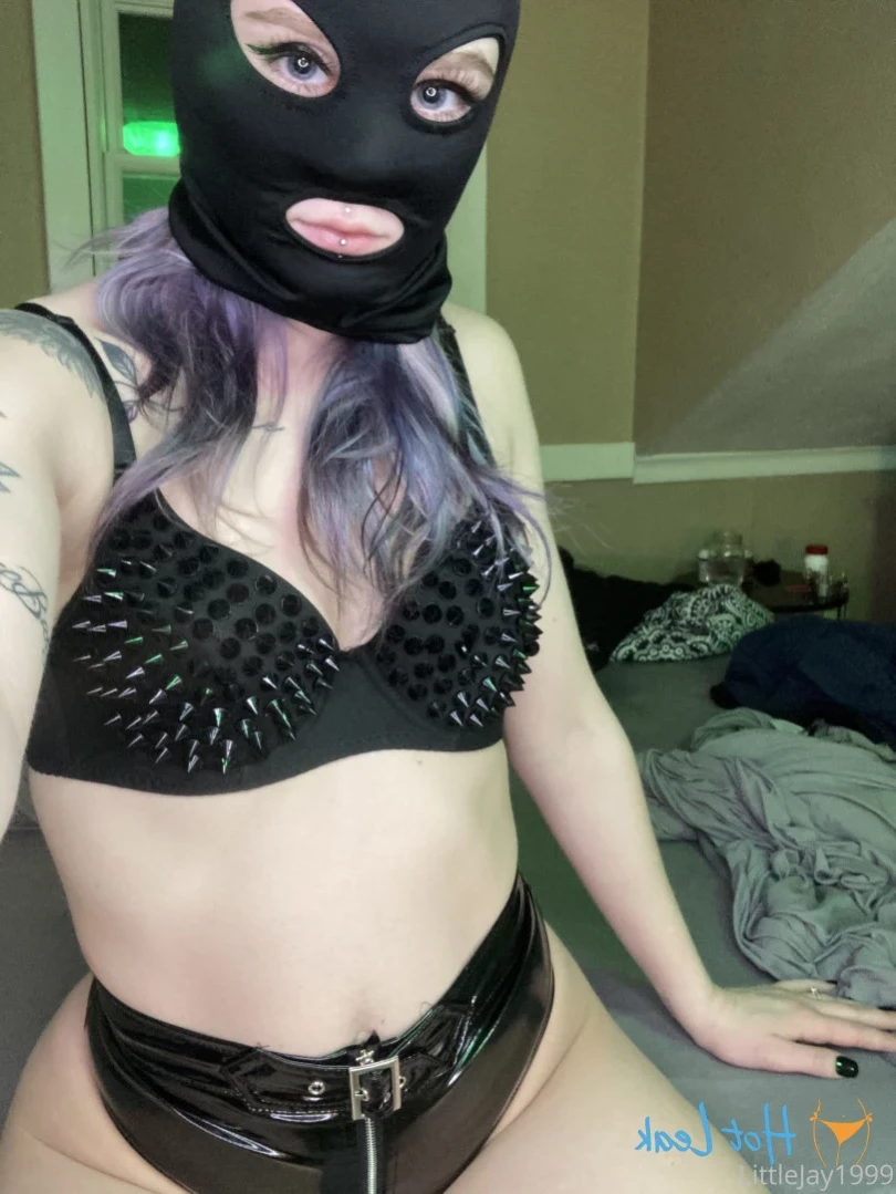 Alyxxx [ alyxxxgoth ] Onlyfans leaked photo 14856208 on Hotleaks.tv
