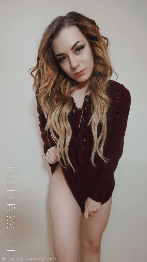E L L E • F A Y E [ littlemisselle ] Onlyfans leaked photo 16842291 on Hotleaks.tv
