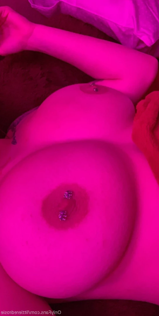 Rosalia [ littleredrosie ] Onlyfans leaked photo 12954230 on Hotleaks.tv