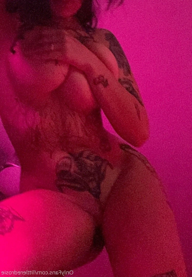 Rosalia [ littleredrosie ] Onlyfans leaked photo 12954682 on Hotleaks.tv