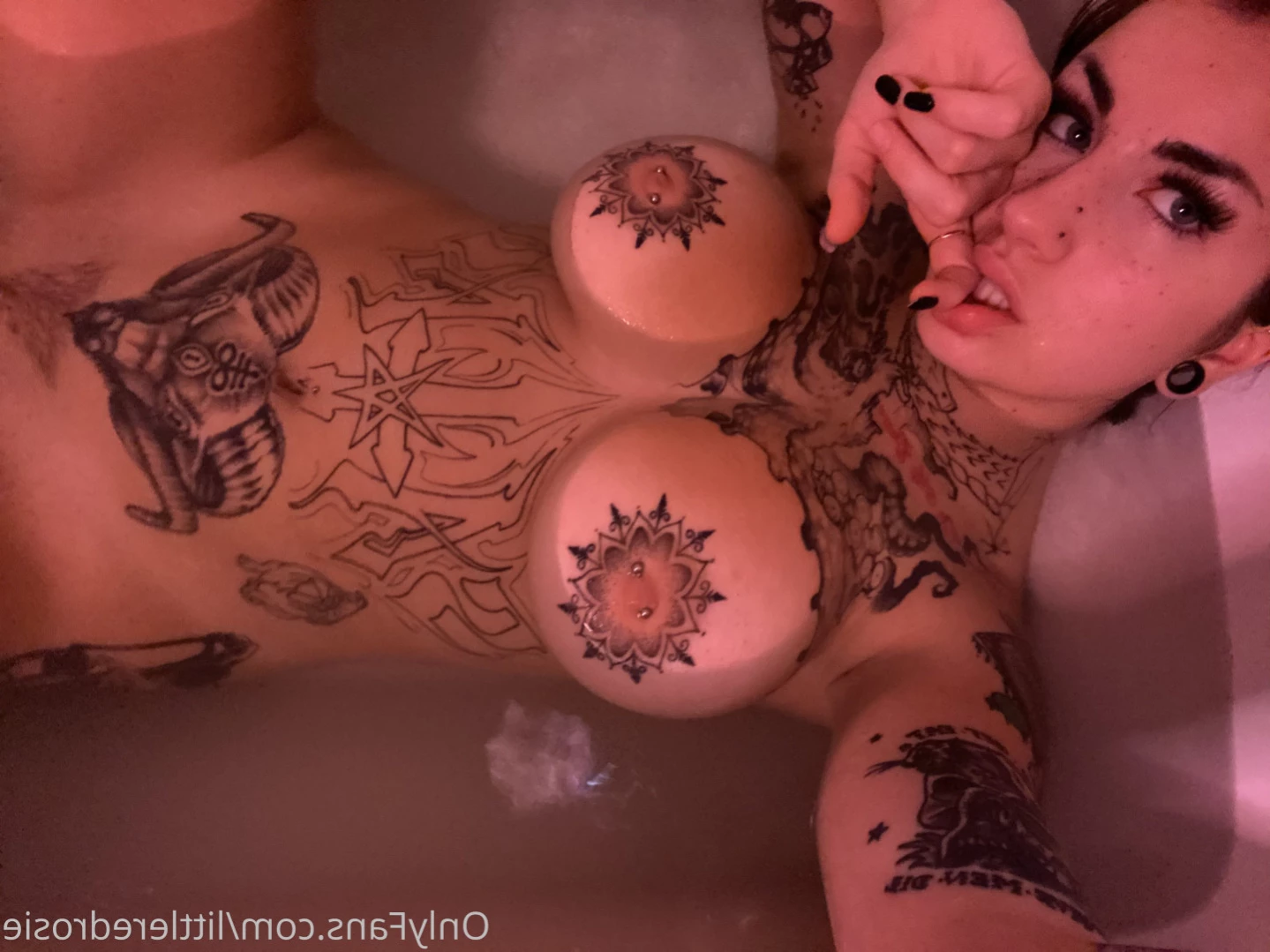 Rosalia [ littleredrosie ] Onlyfans leaked photo 13848397 on Hotleaks.tv