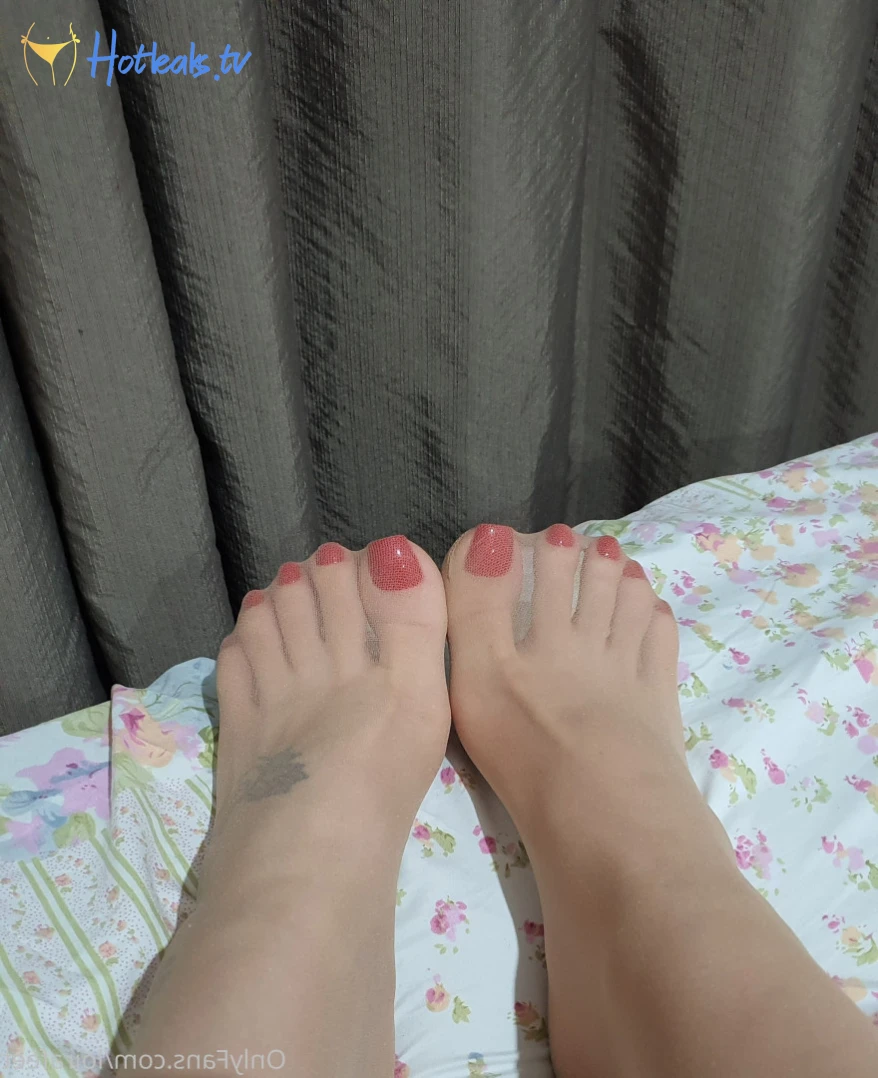 Loira feet 👑 [ loirafeet ] Onlyfans leaked photo 10303729 on Hotleaks.tv