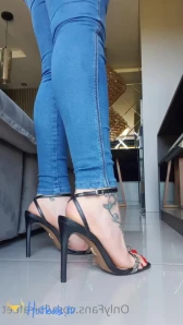 Loira feet 👑 [ loirafeet ] Onlyfans leaked video 10525455 on Hotleaks.tv