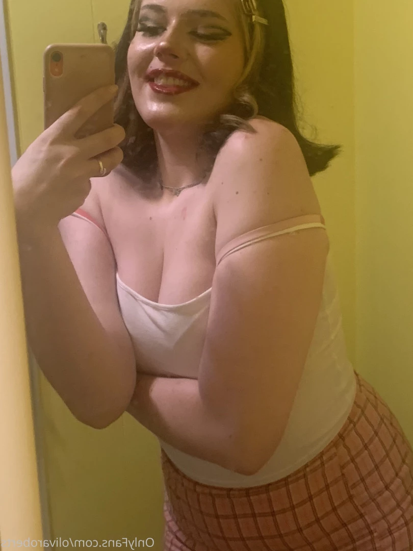 Love Roberts <3 [ loverobertss ] Onlyfans leaked photo 9136487 on Hotleaks.tv