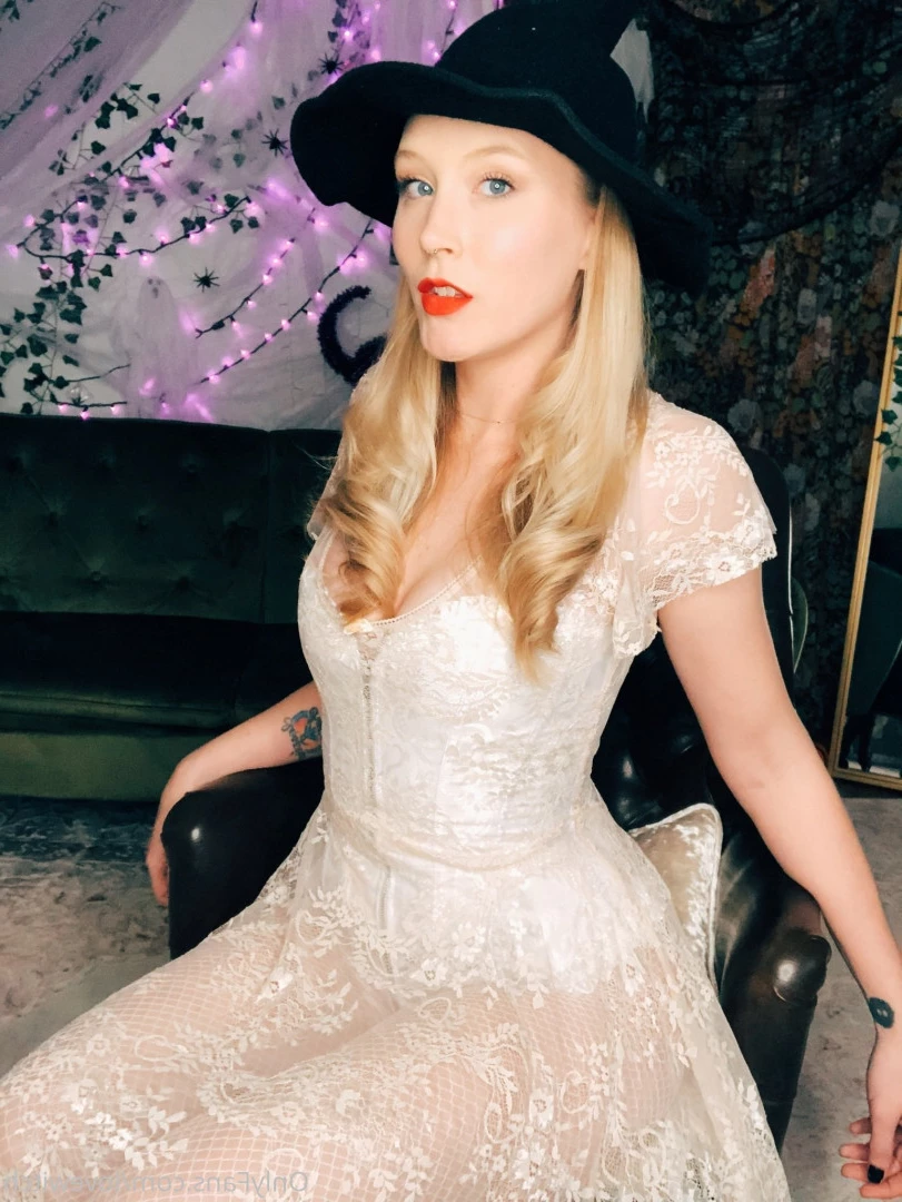 The Love Witch [ lovewitch ] Onlyfans leaked photo 8951990 on Hotleaks.tv