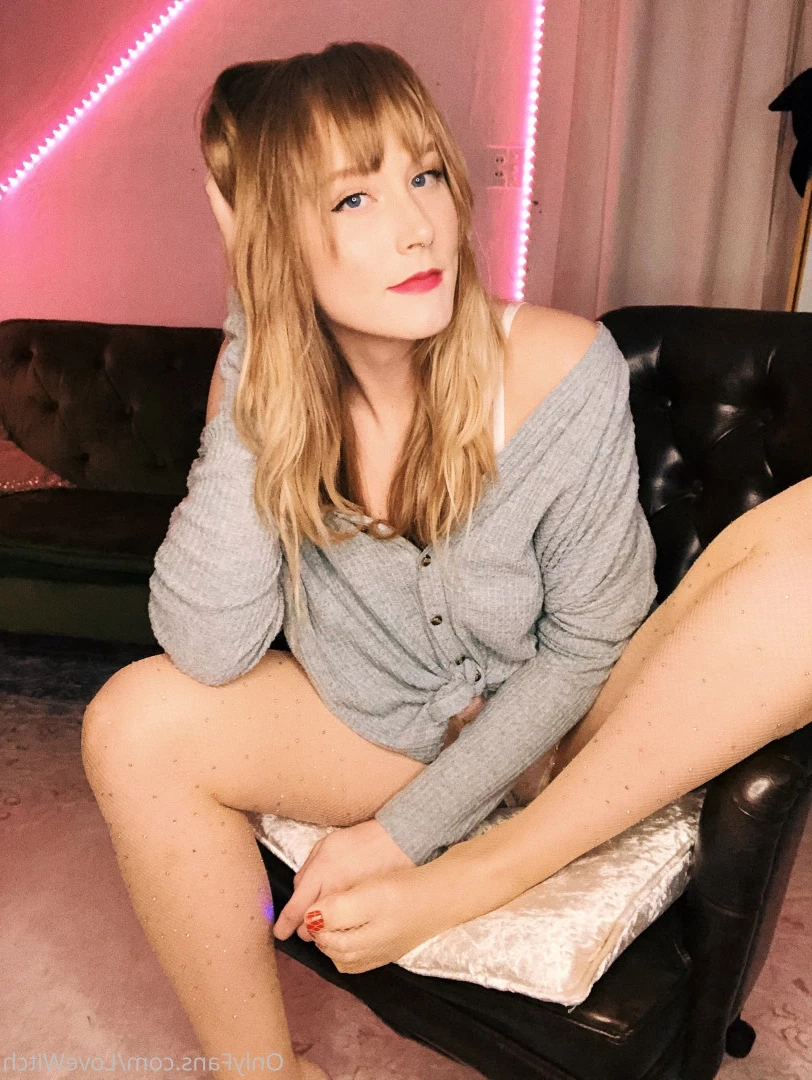 The Love Witch [ lovewitch ] Onlyfans leaked photo 8956850 on Hotleaks.tv