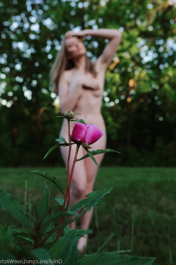 The Love Witch [ lovewitch ] Onlyfans leaked photo 8957334 on Hotleaks.tv