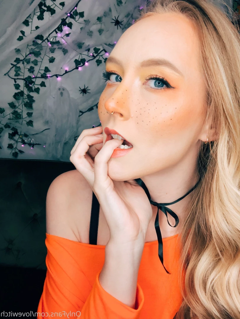 The Love Witch [ lovewitch ] Onlyfans leaked photo 8959215 on Hotleaks.tv
