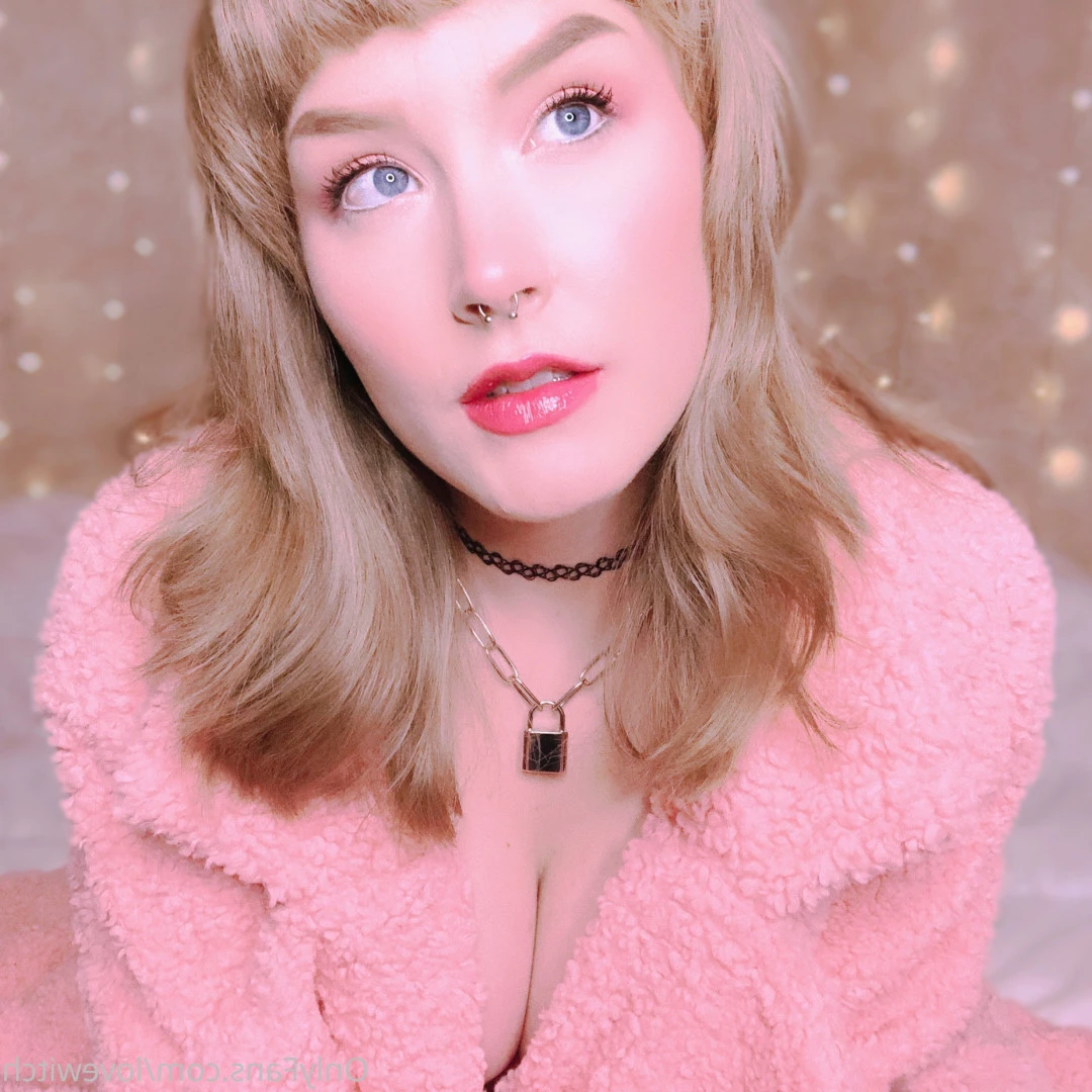 The Love Witch [ lovewitch ] Onlyfans leaked photo 8959844 on Hotleaks.tv