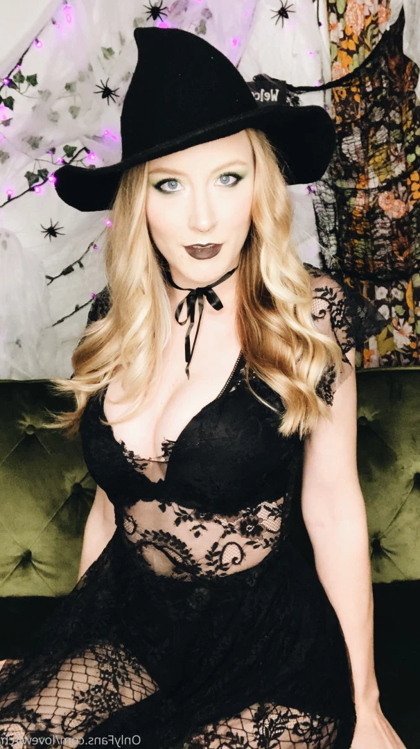 The Love Witch [ lovewitch ] Onlyfans leaked photo 8962974 on Hotleaks.tv