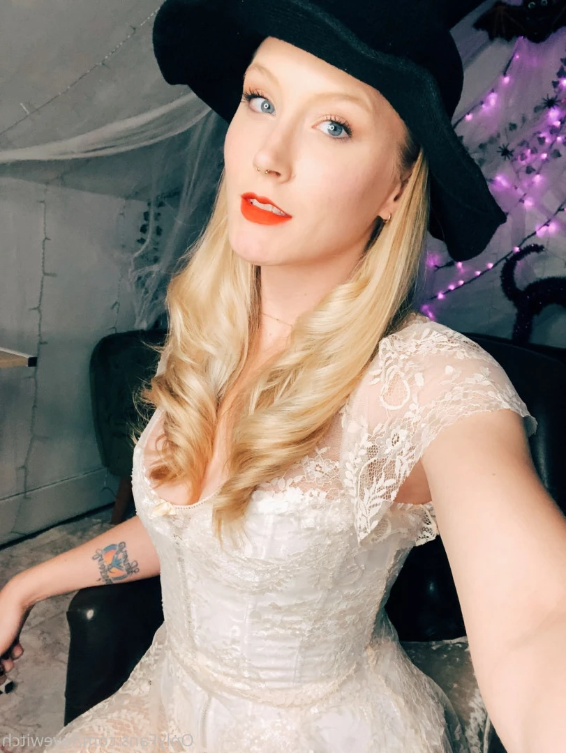 The Love Witch [ lovewitch ] Onlyfans leaked photo 8963241 on Hotleaks.tv