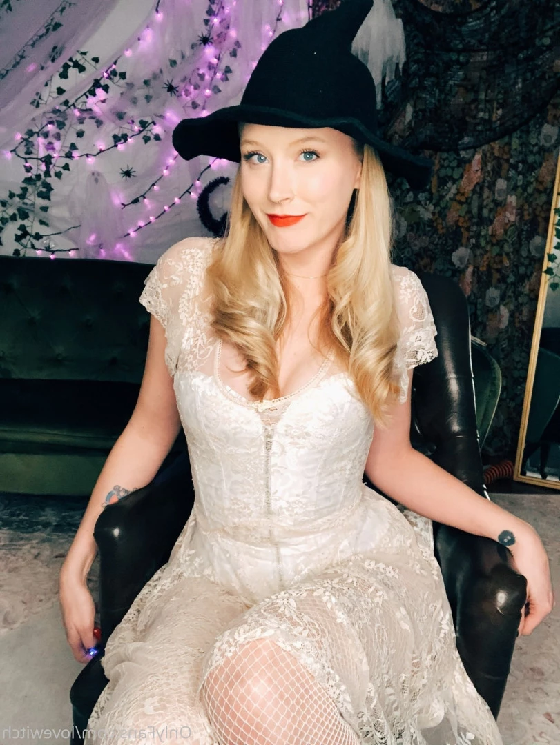 The Love Witch [ lovewitch ] Onlyfans leaked photo 8963484 on Hotleaks.tv