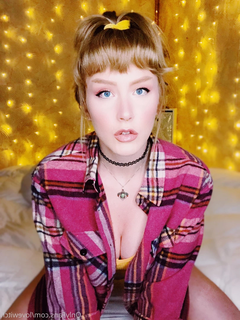 The Love Witch [ lovewitch ] Onlyfans leaked photo 8965558 on Hotleaks.tv