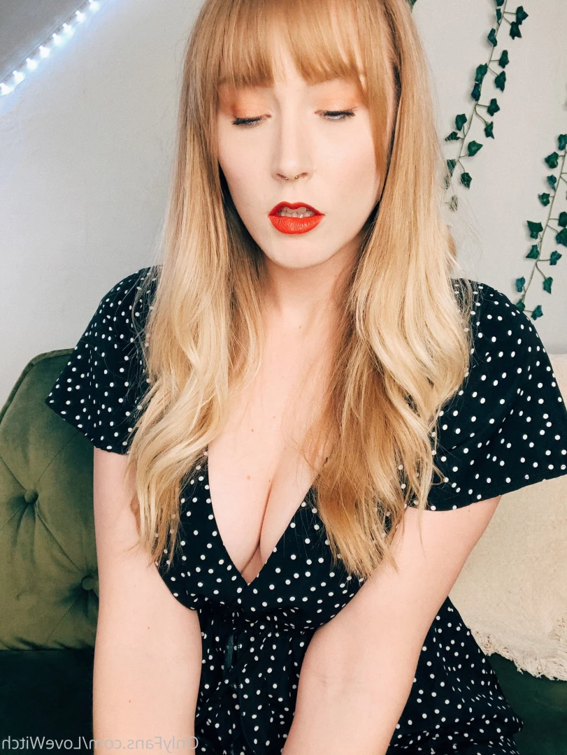 The Love Witch [ lovewitch ] Onlyfans leaked photo 8965964 on Hotleaks.tv