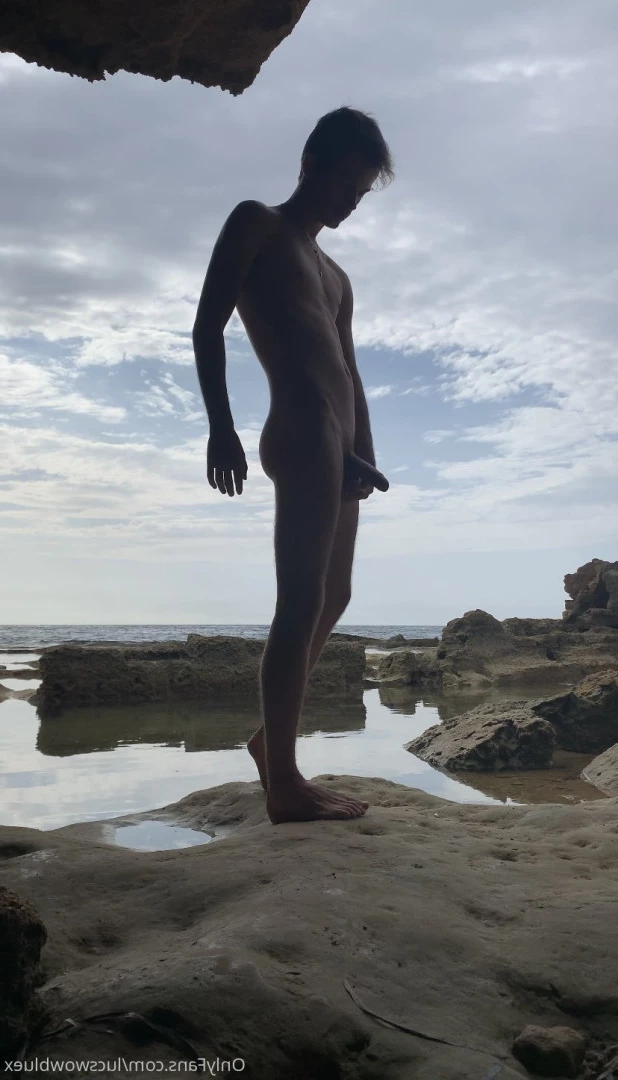 Lucswow [ lucswowbluex ] Onlyfans leaked photo 16950526 on Hotleaks.tv
