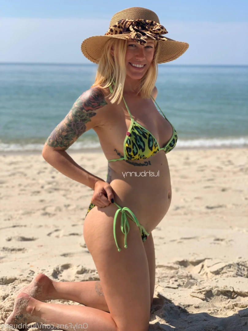 Lush Bunny🐰 [ lushbunny ] Onlyfans leaked photo 12739560 on Hotleaks.tv