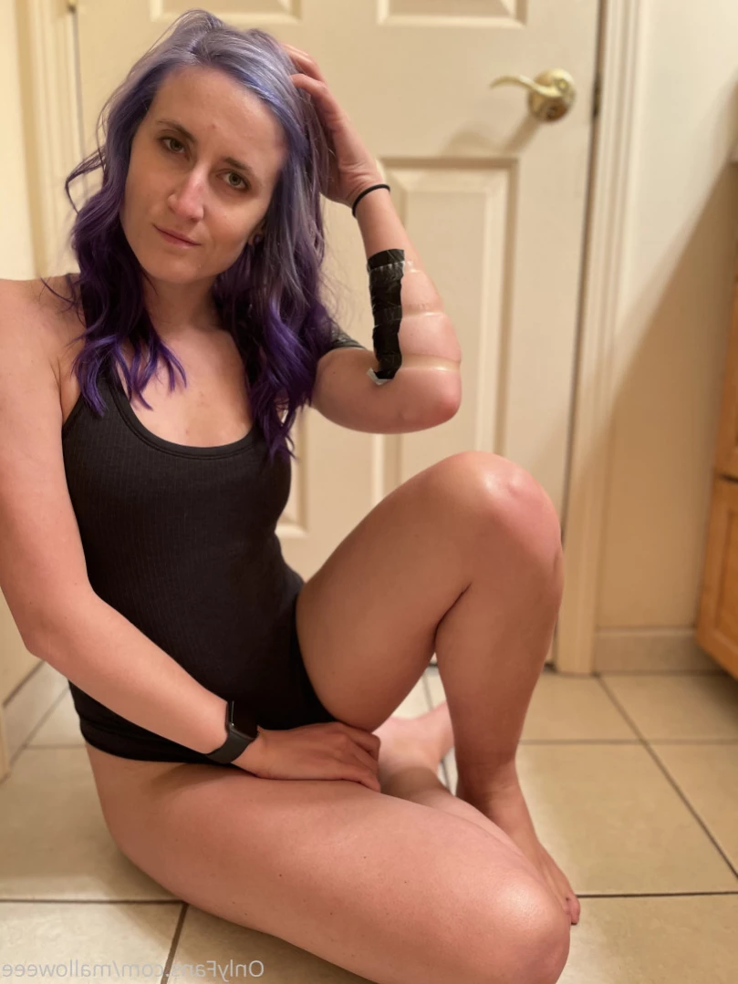 Mal [ malloweee ] Onlyfans leaked photo 12292827 on Hotleaks.tv