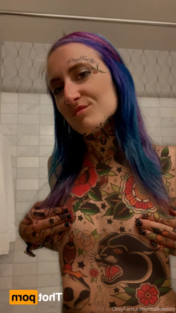 Mal [ malloweee ] Onlyfans leaked photo 13195977 on Hotleaks.tv