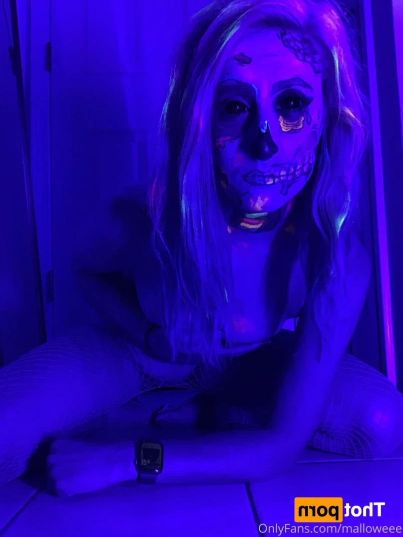 Mal [ malloweee ] Onlyfans leaked photo 13204755 on Hotleaks.tv