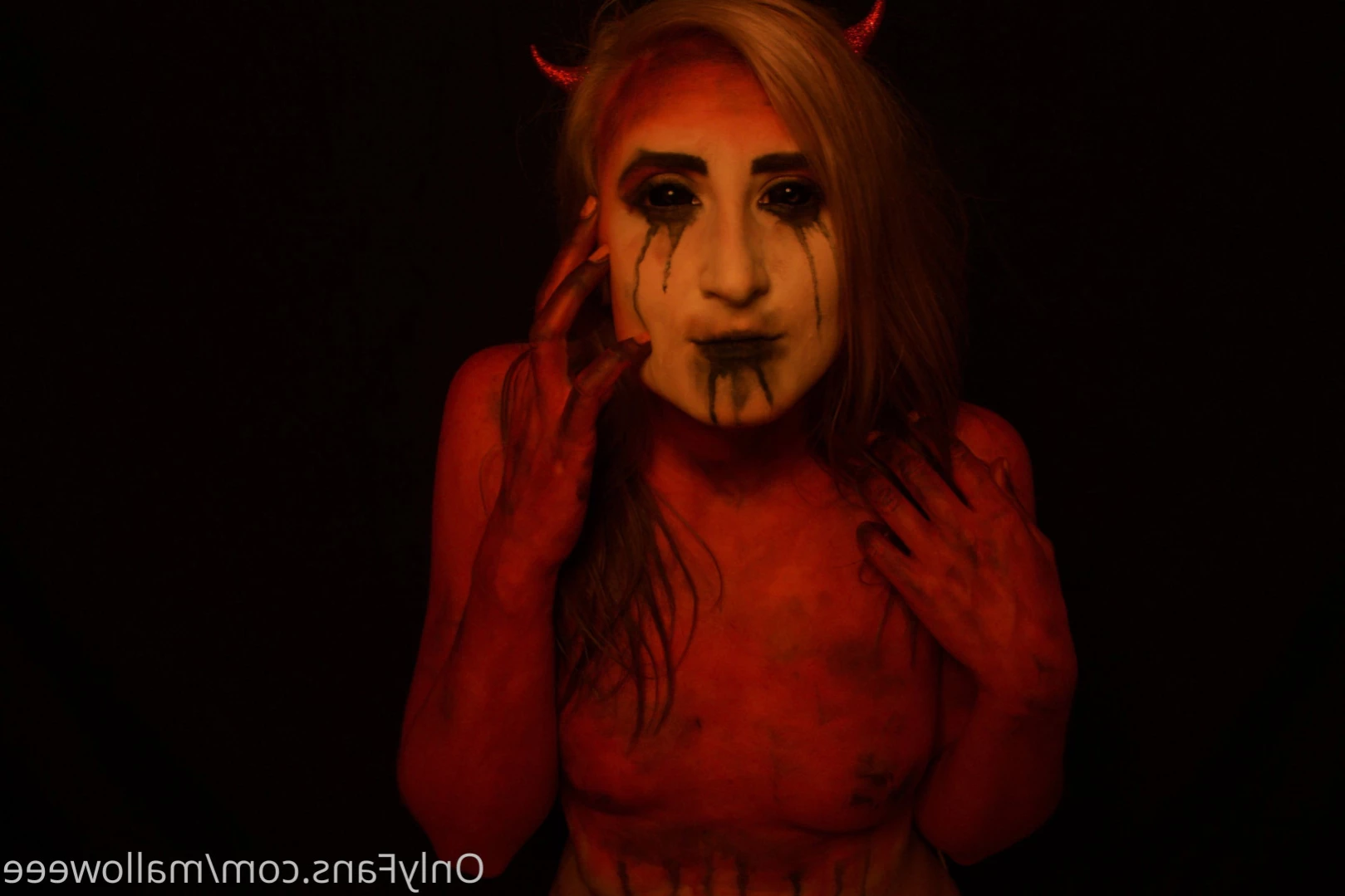 Mal [ malloweee ] Onlyfans leaked photo 13264230 on Hotleaks.tv
