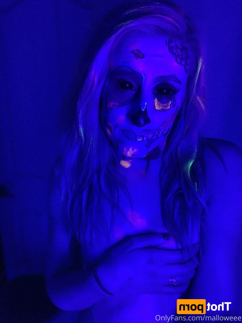 Mal [ malloweee ] Onlyfans leaked photo 13596708 on Hotleaks.tv