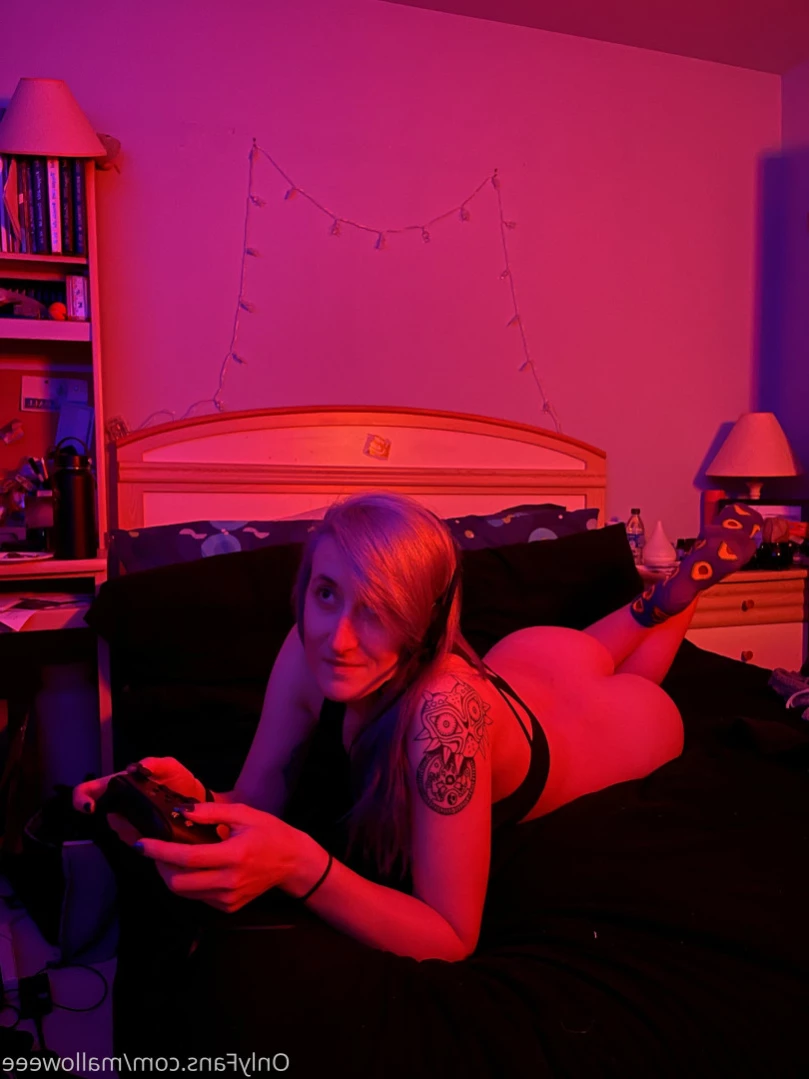 Mal [ malloweee ] Onlyfans leaked photo 14672329 on Hotleaks.tv