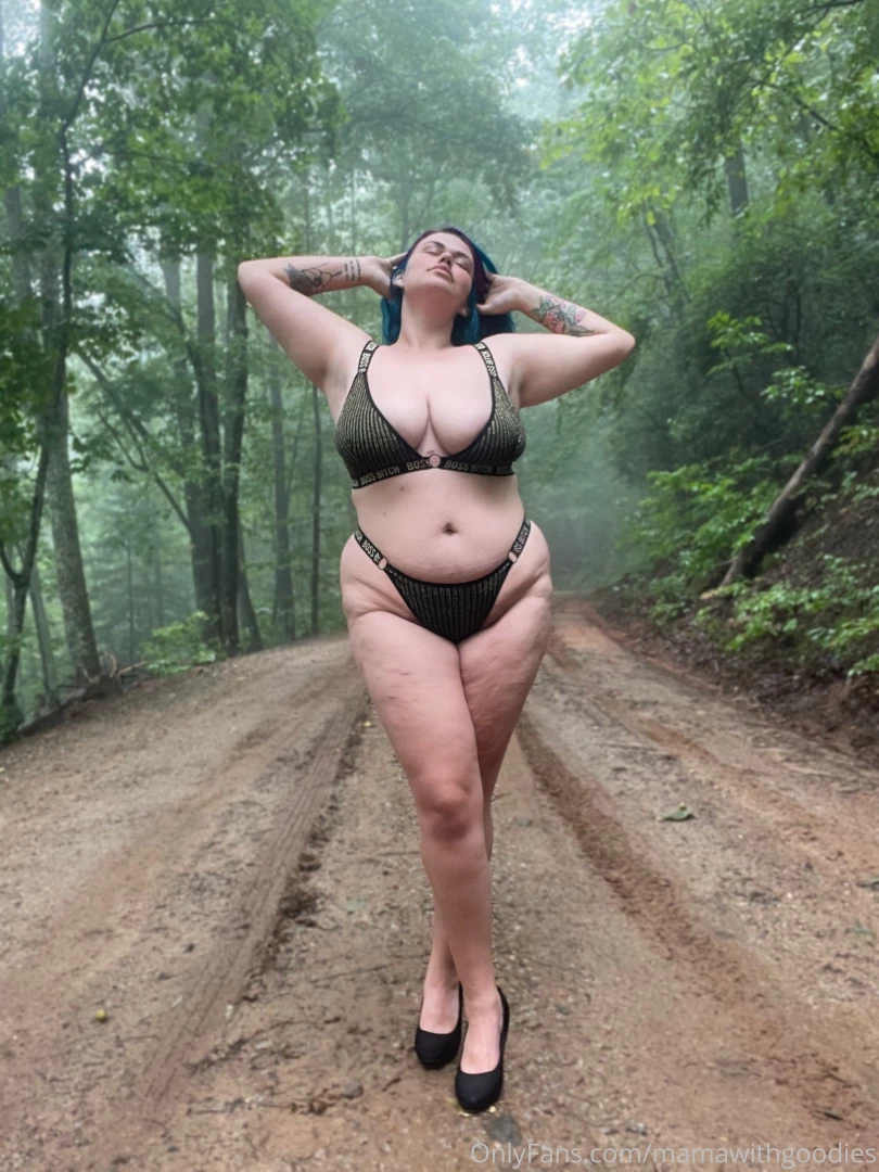 Taylor ✨ [ mamawithgoodies ] Onlyfans leaked photo 16856452 on Hotleaks.tv