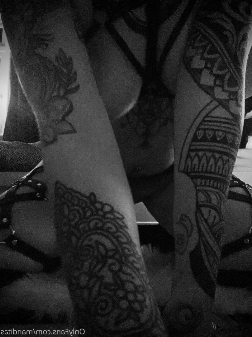 ¤••𝕸𝖆𝖓𝖉𝖎𝖙𝖆••¤ [ manditas ] Onlyfans leaked photo 11446689 on Hotleaks.tv