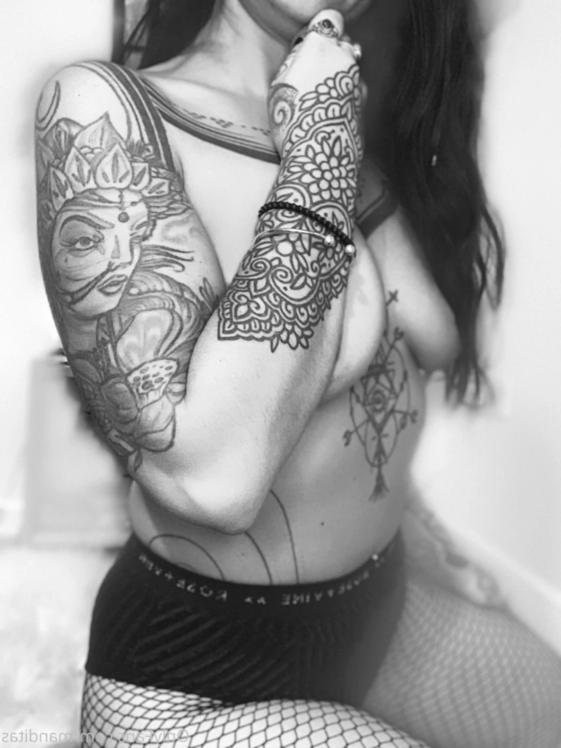 ¤••𝕸𝖆𝖓𝖉𝖎𝖙𝖆••¤ [ manditas ] Onlyfans leaked photo 12961353 on Hotleaks.tv