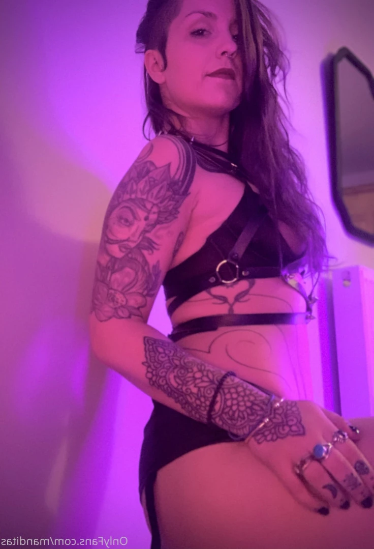 ¤••𝕸𝖆𝖓𝖉𝖎𝖙𝖆••¤ [ manditas ] Onlyfans leaked photo 15364635 on Hotleaks.tv