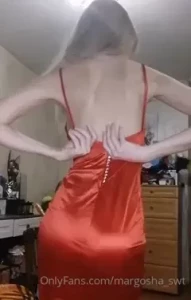 8068643