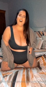 McKenzie Low [ mckenziethebookworm ] Onlyfans leaked video 8063607 on Hotleaks.tv