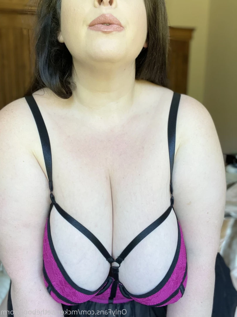 McKenzie Low [ mckenziethebookworm ] Onlyfans leaked photo 12066096 on Hotleaks.tv