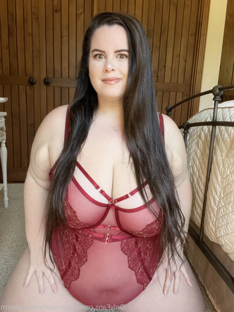 McKenzie Low [ mckenziethebookworm ] Onlyfans leaked photo 13177322 on Hotleaks.tv