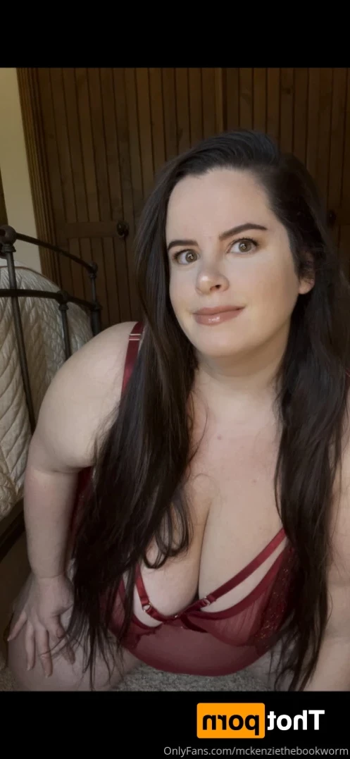 McKenzie Low [ mckenziethebookworm ] Onlyfans leaked photo 13362508 on Hotleaks.tv