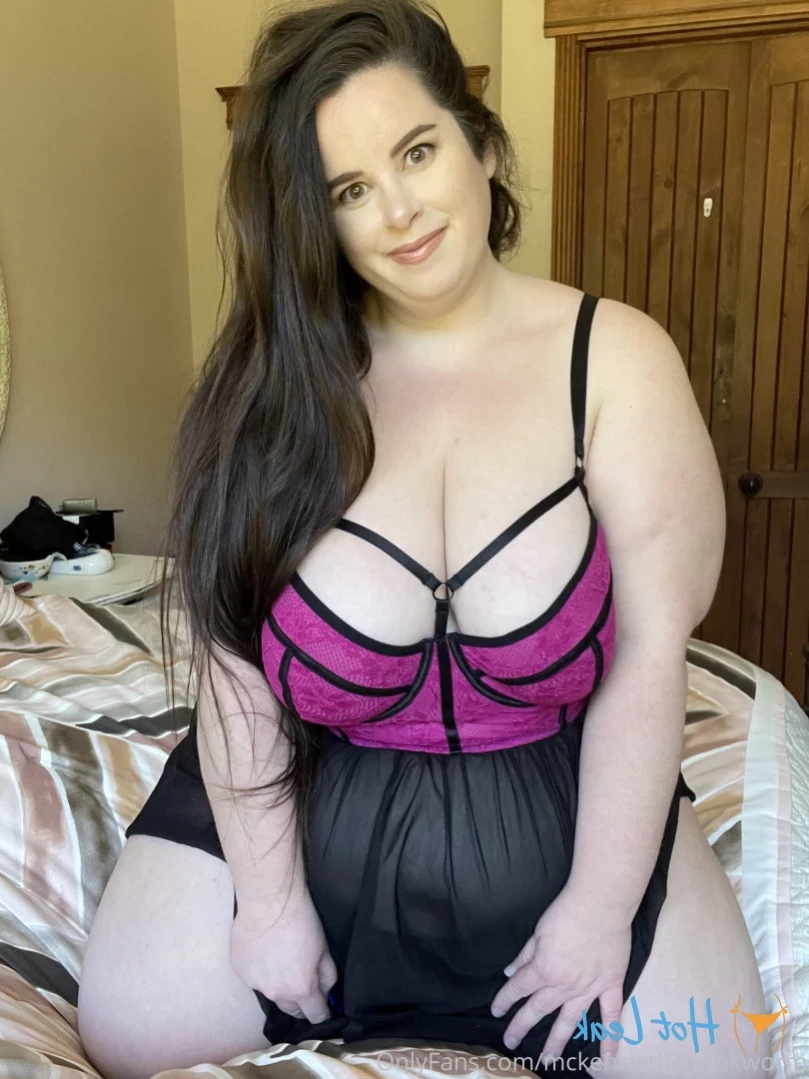 McKenzie Low [ mckenziethebookworm ] Onlyfans leaked photo 13884022 on Hotleaks.tv