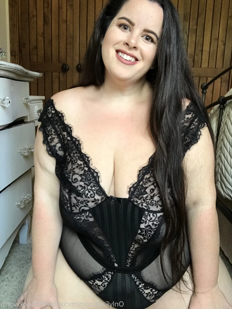 McKenzie Low [ mckenziethebookworm ] Onlyfans leaked photo 15015849 on Hotleaks.tv