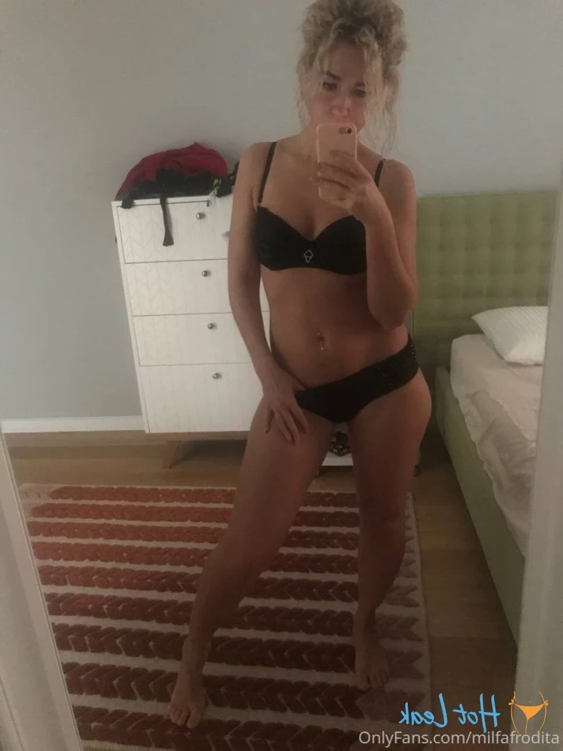 Afrodita [ miilf_afrodita ] Onlyfans leaked photo 12969490 on Hotleaks.tv