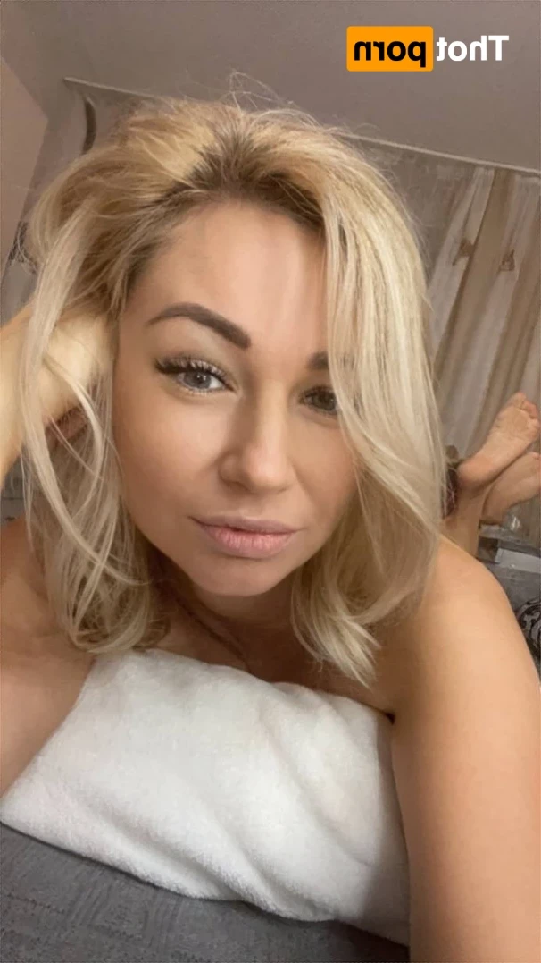 Afrodita [ miilf_afrodita ] Onlyfans leaked photo 14946043 on Hotleaks.tv