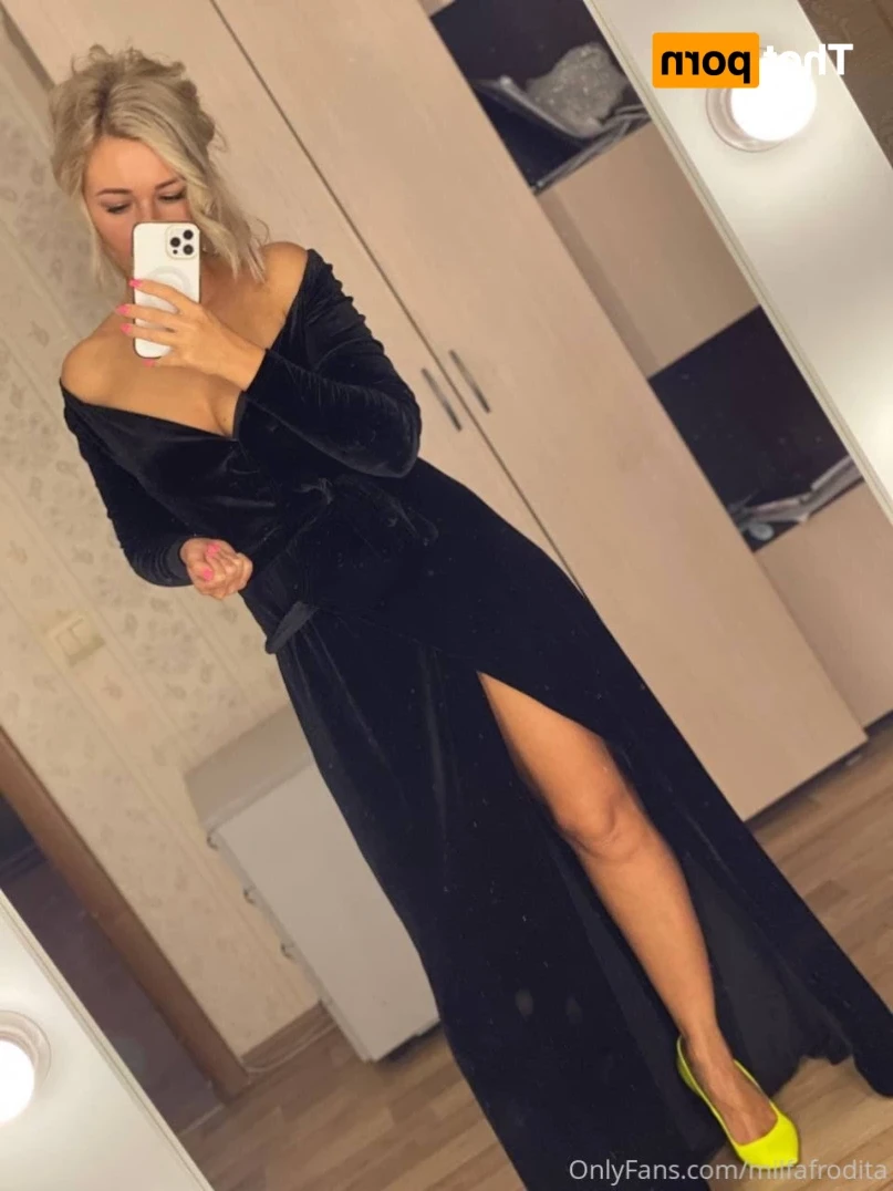 Afrodita [ miilf_afrodita ] Onlyfans leaked photo 15244783 on Hotleaks.tv