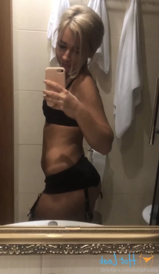 Afrodita [ miilf_afrodita ] Onlyfans leaked photo 16112814 on Hotleaks.tv