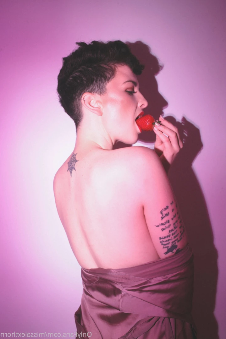 Alexandra Thorn [ missalexthorn ] Onlyfans leaked photo 12454035 on Hotleaks.tv