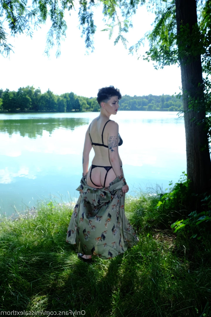 Alexandra Thorn [ missalexthorn ] Onlyfans leaked photo 12855217 on Hotleaks.tv
