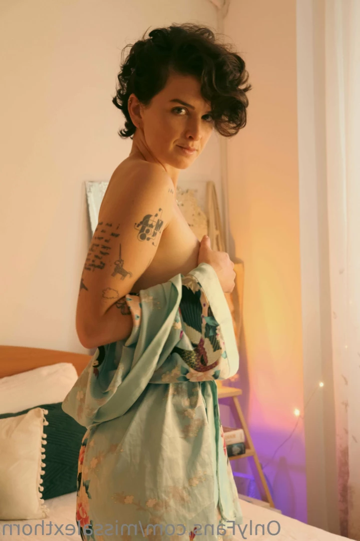 Alexandra Thorn [ missalexthorn ] Onlyfans leaked photo 13407412 on Hotleaks.tv